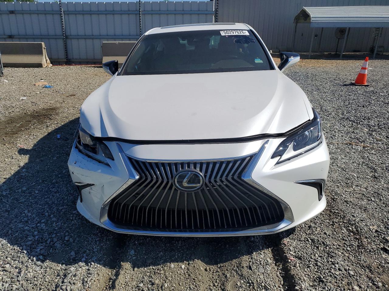 2019 LEXUS ES 350 photo 9