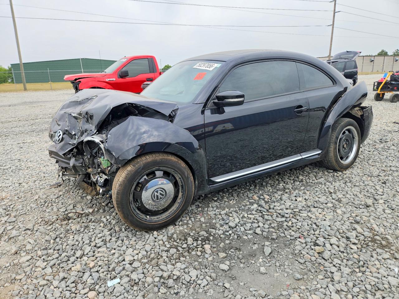 2018 VOLKSWAGEN BEETLE