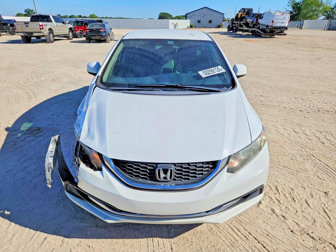 2013 HONDA CIVIC LX photo 13