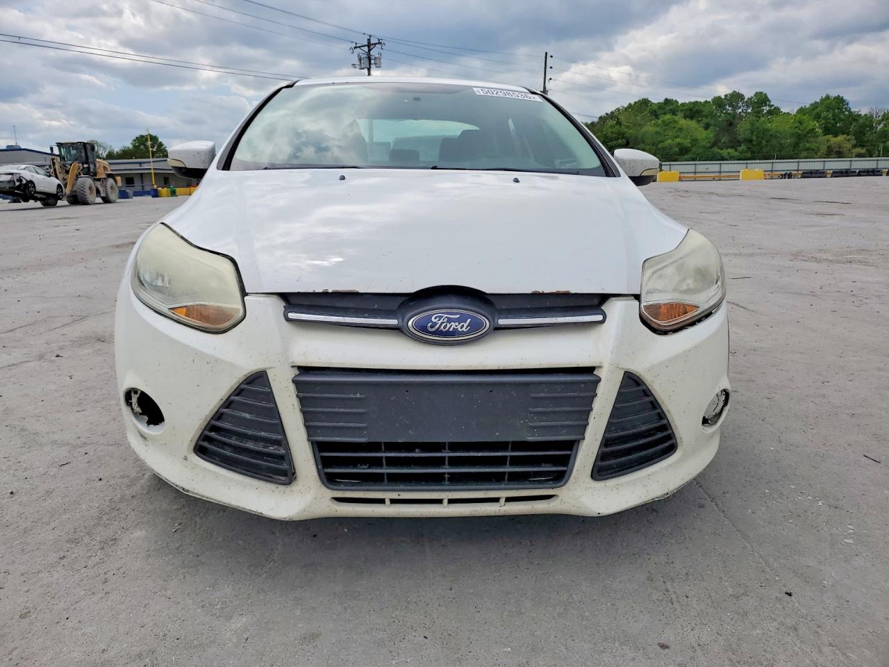 2013 FORD FOCUS SE photo 9
