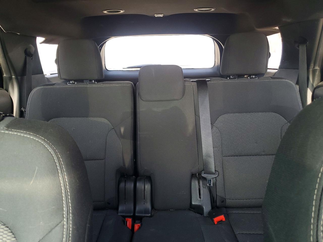 2019 FORD EXPLORER XLT photo 28