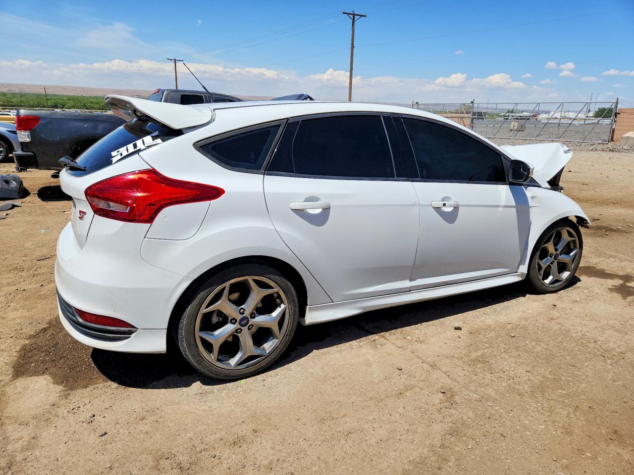 2017 FORD FOCUS ST photo 7