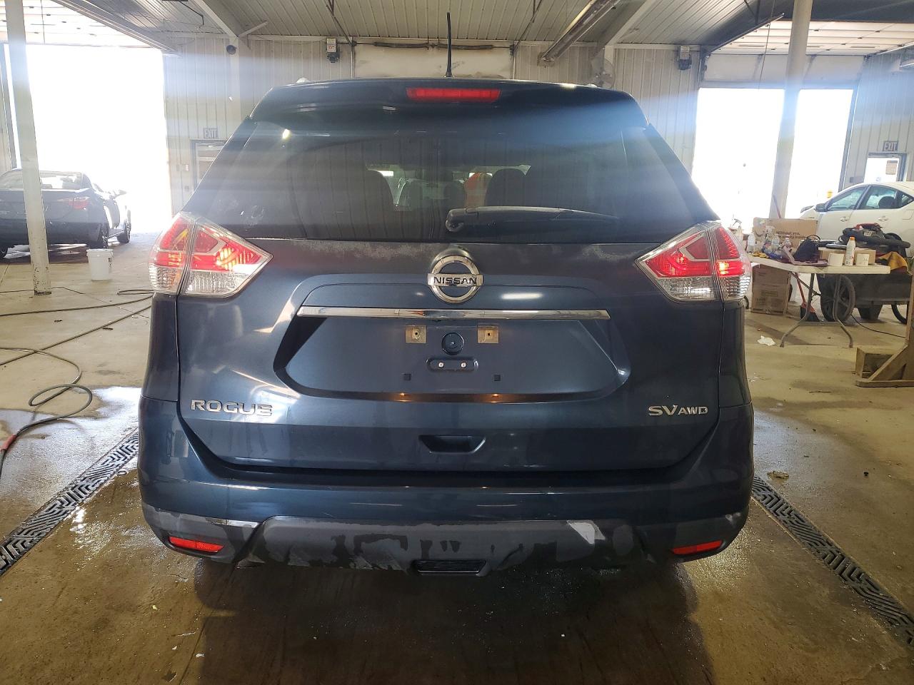 2016 NISSAN ROGUE SV photo 6