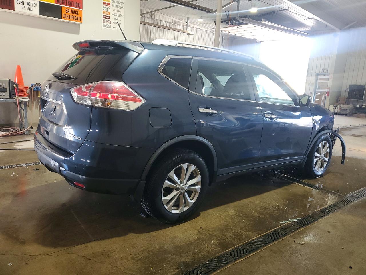 2016 NISSAN ROGUE SV photo 3