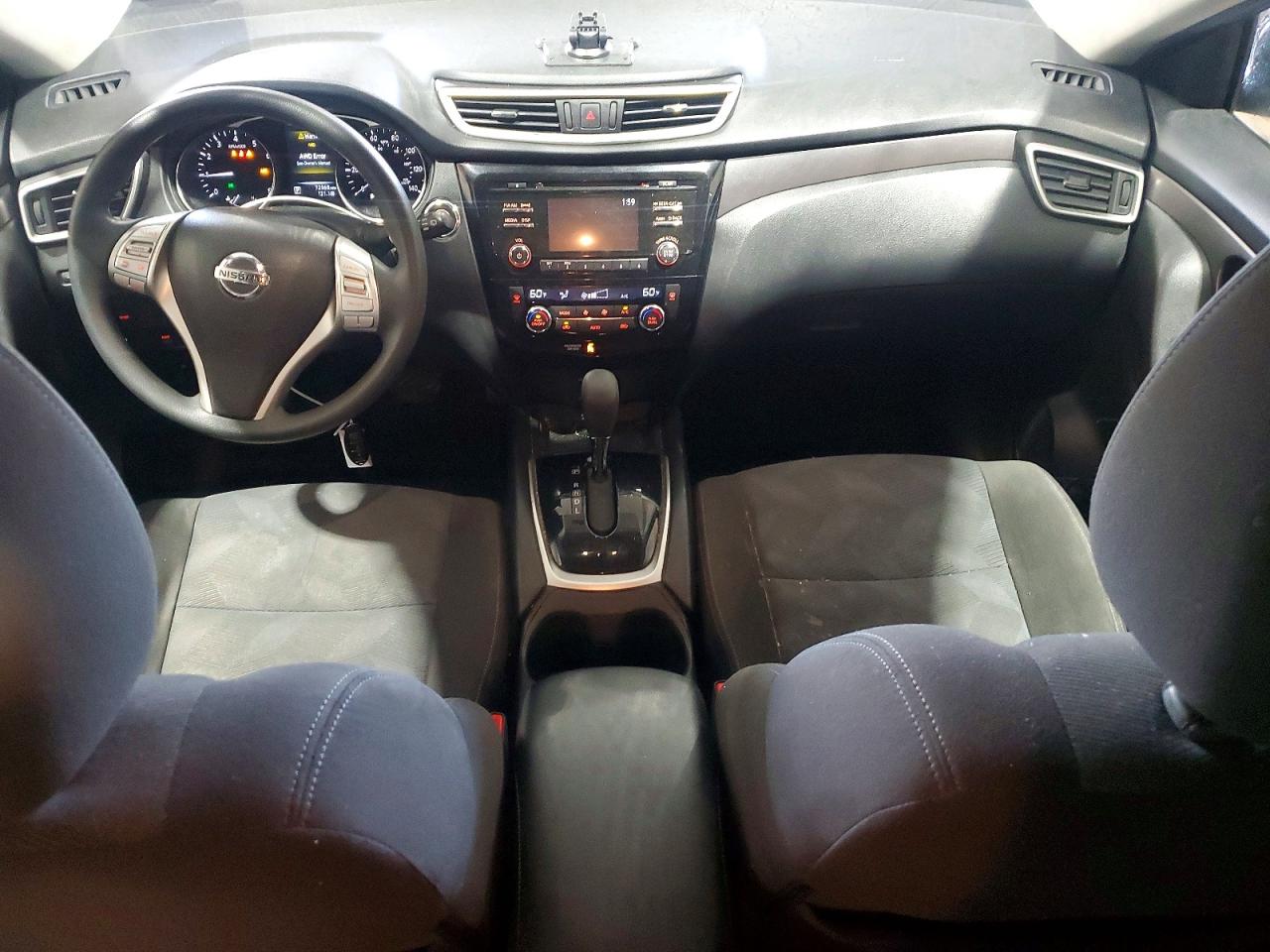 2016 NISSAN ROGUE SV photo 8