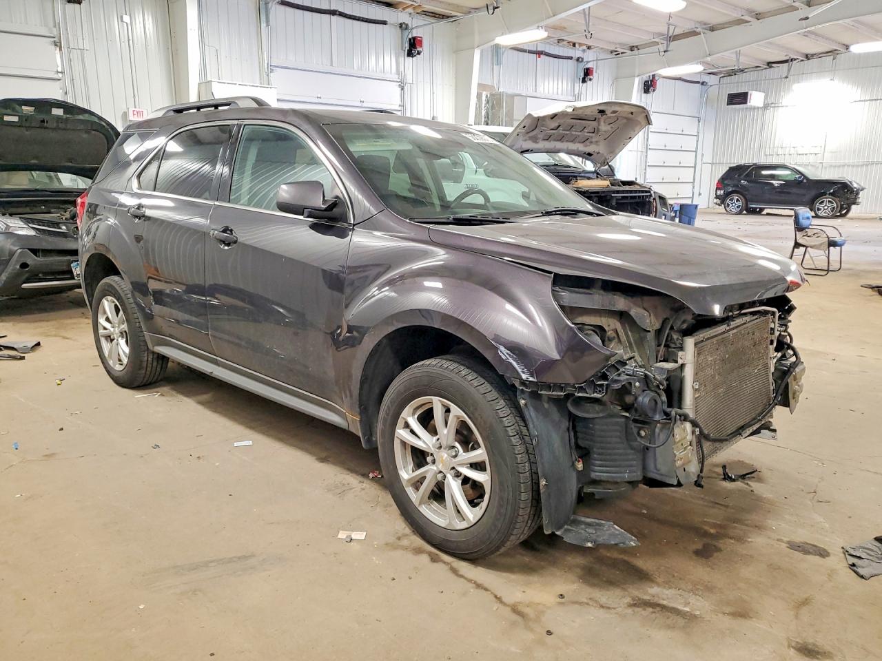 2016 CHEVROLET EQUINOX LT photo 4