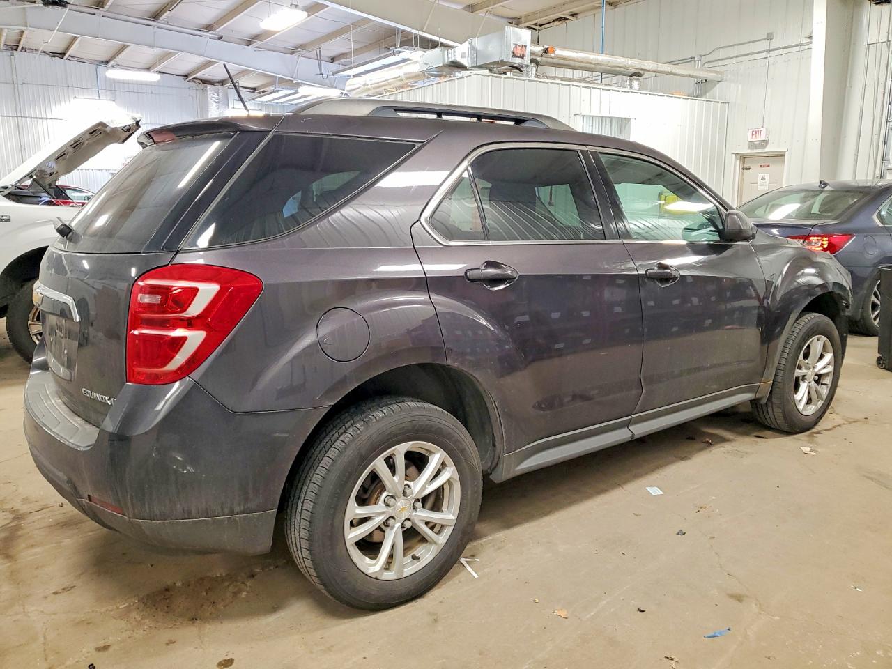 2016 CHEVROLET EQUINOX LT photo 3