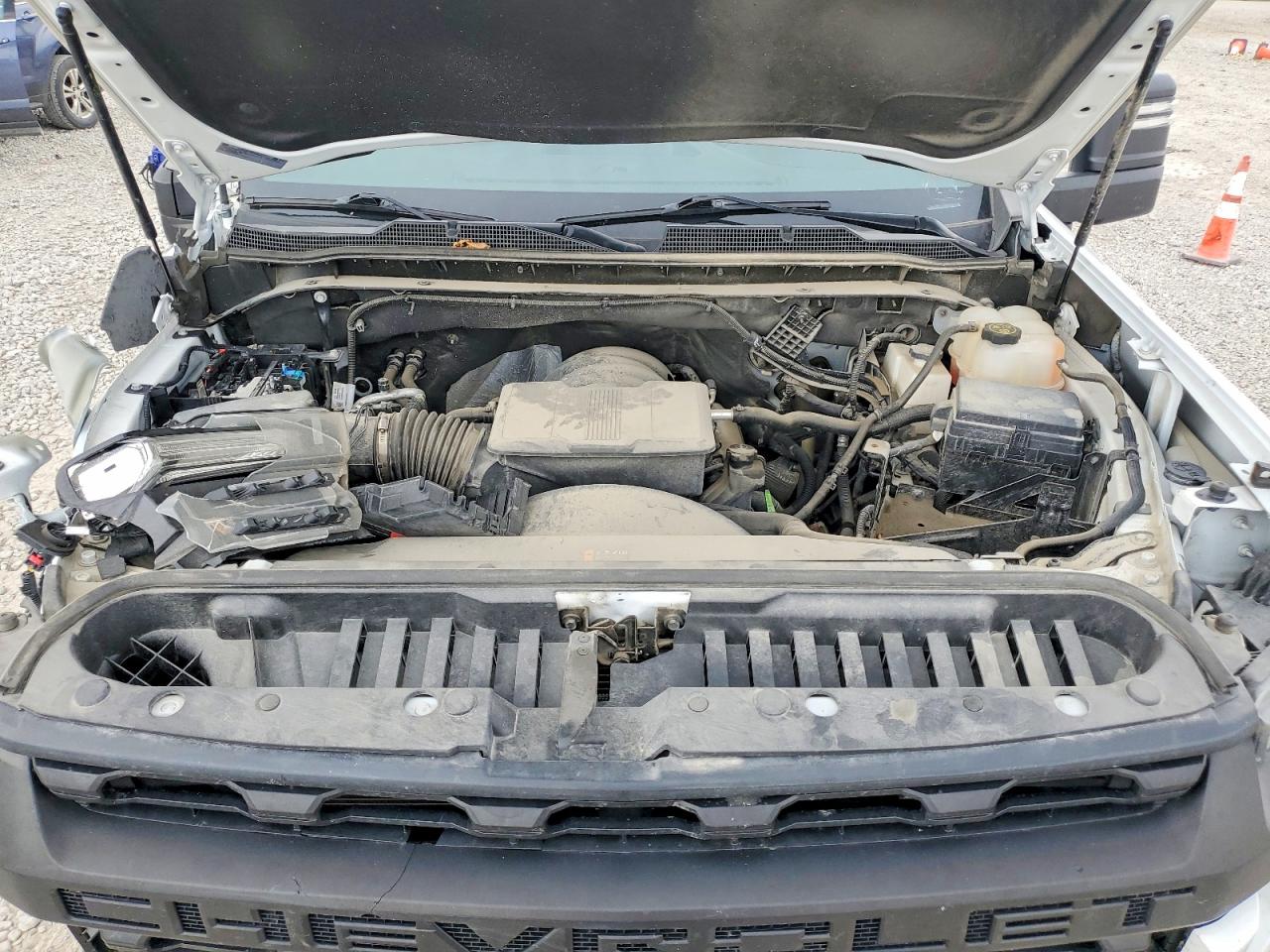 2023 CHEVROLET SILVERADO K2500 HEAVY DUTY photo 31