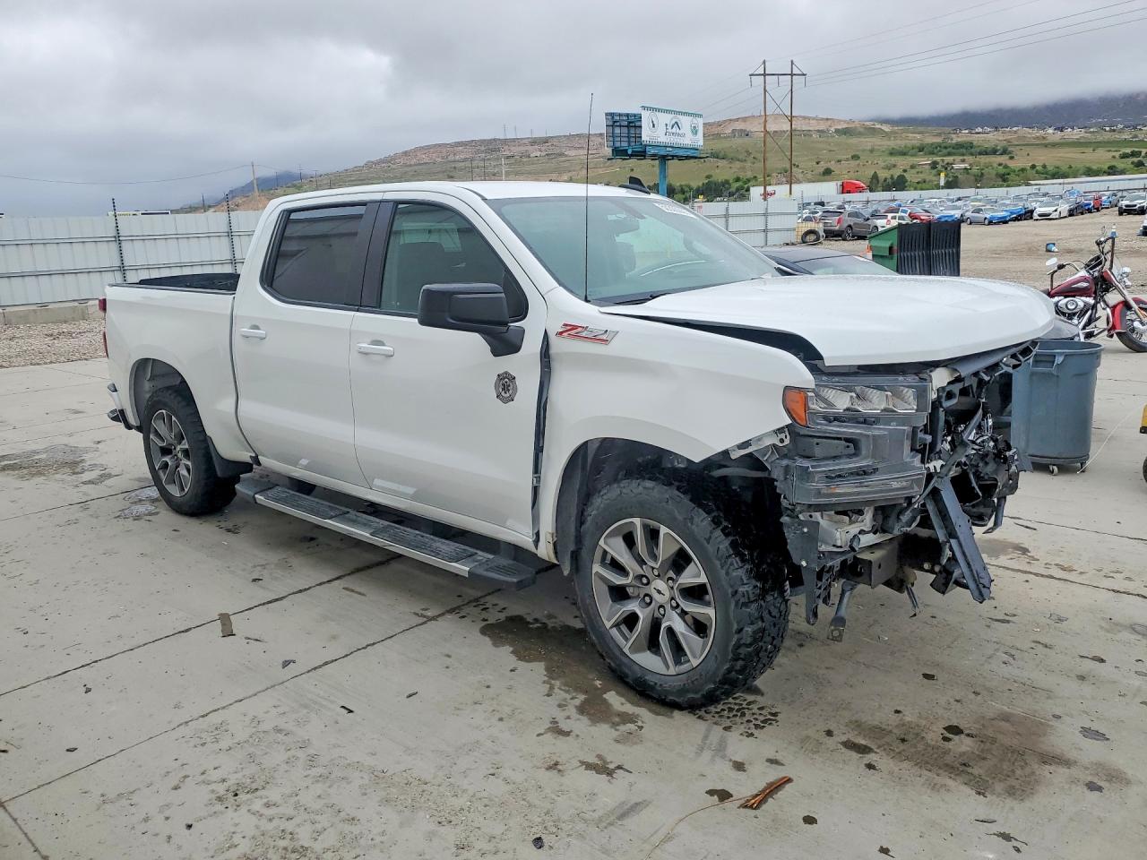 2020 CHEVROLET SILVERADO K1500 RST photo 4
