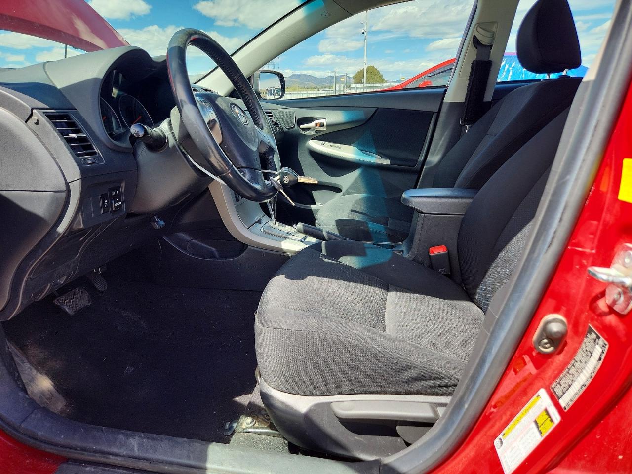 2010 TOYOTA COROLLA S photo 13