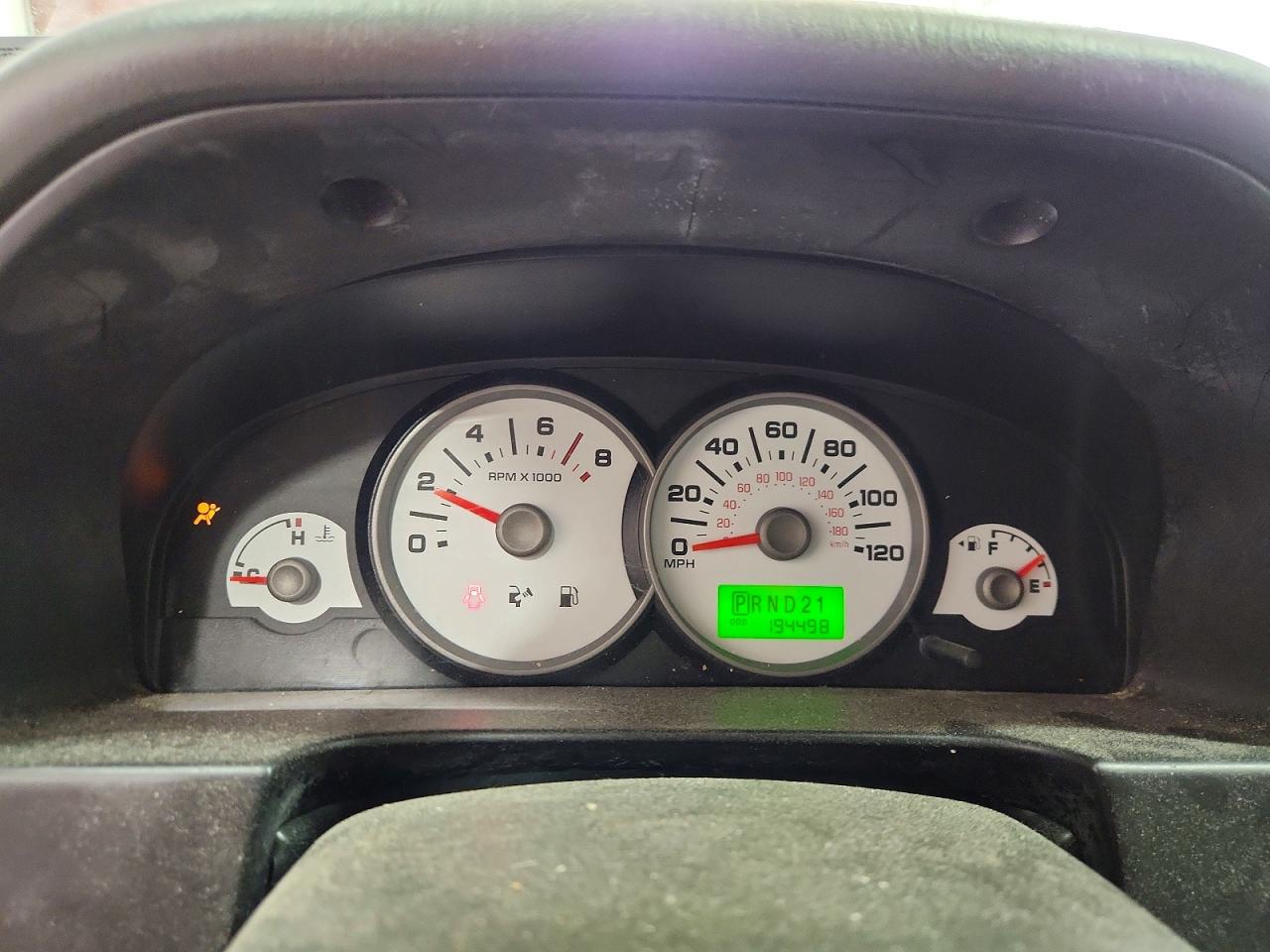 2005 FORD ESCAPE XLT photo 17