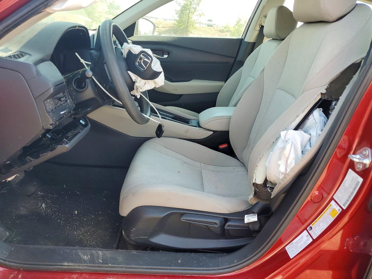 2025 HONDA ACCORD LX photo 19