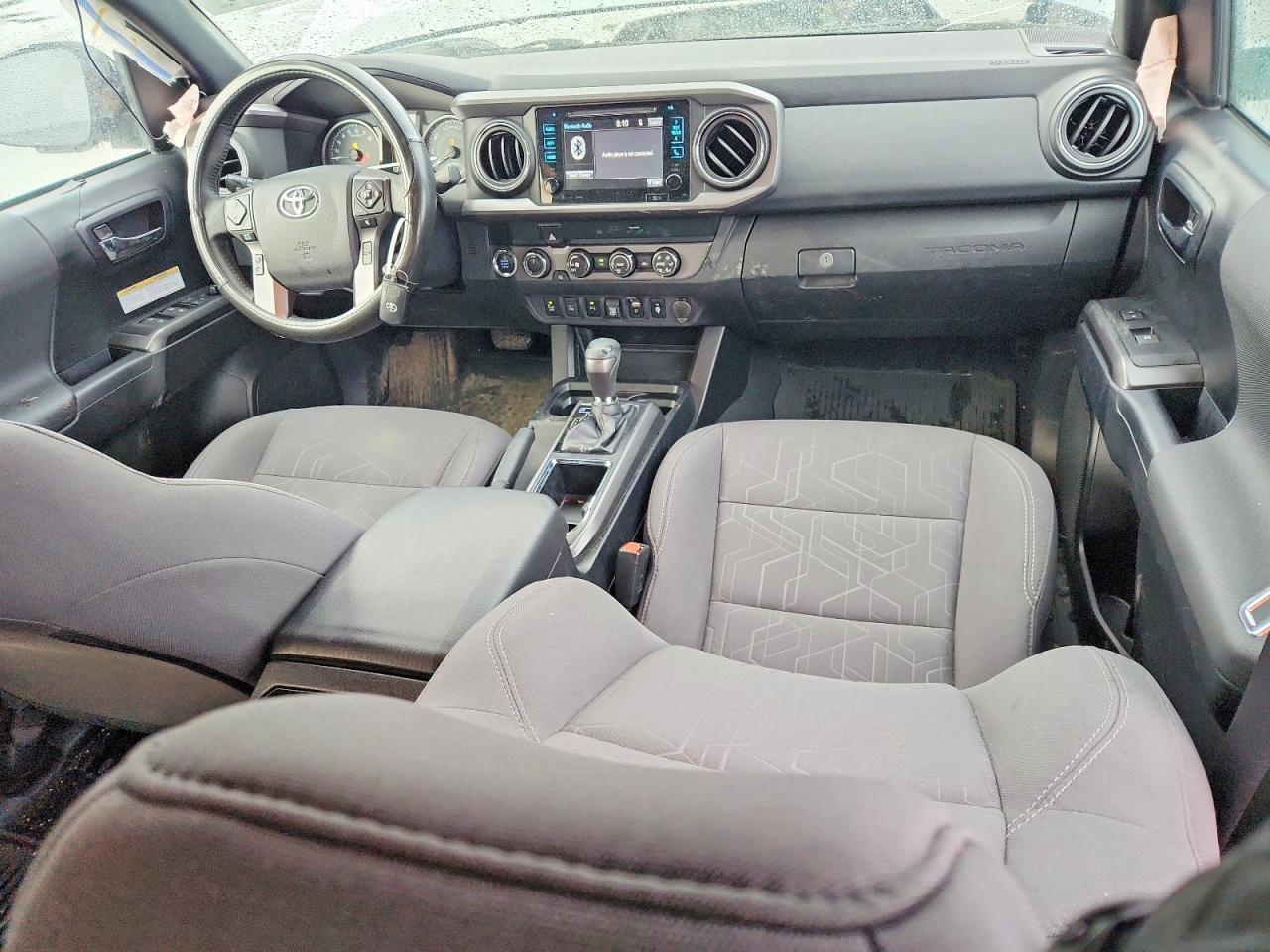 2019 TOYOTA TACOMA TRD OFF-ROAD photo 15