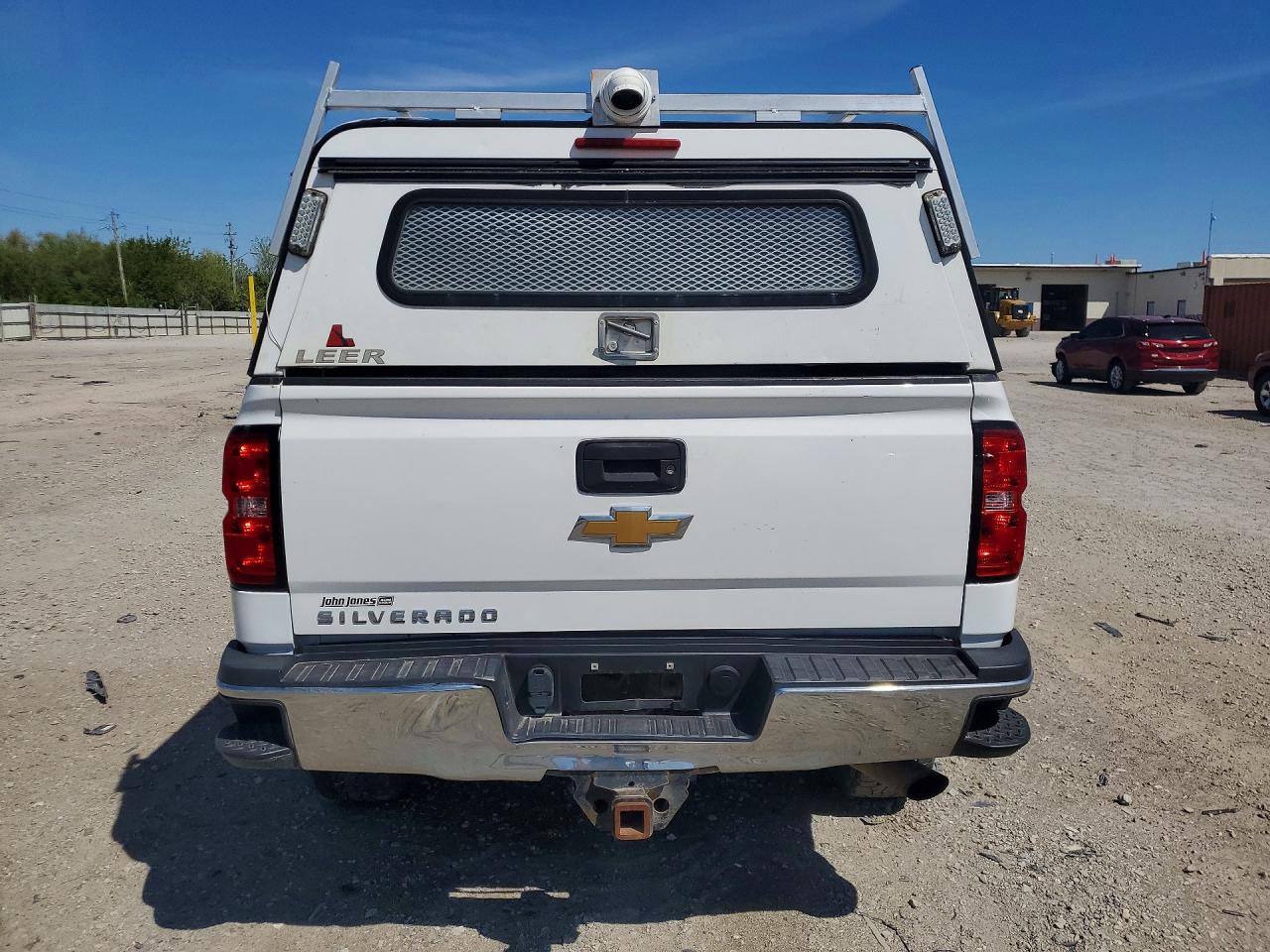 2017 CHEVROLET SILVERADO K2500 HEAVY DUTY photo 11