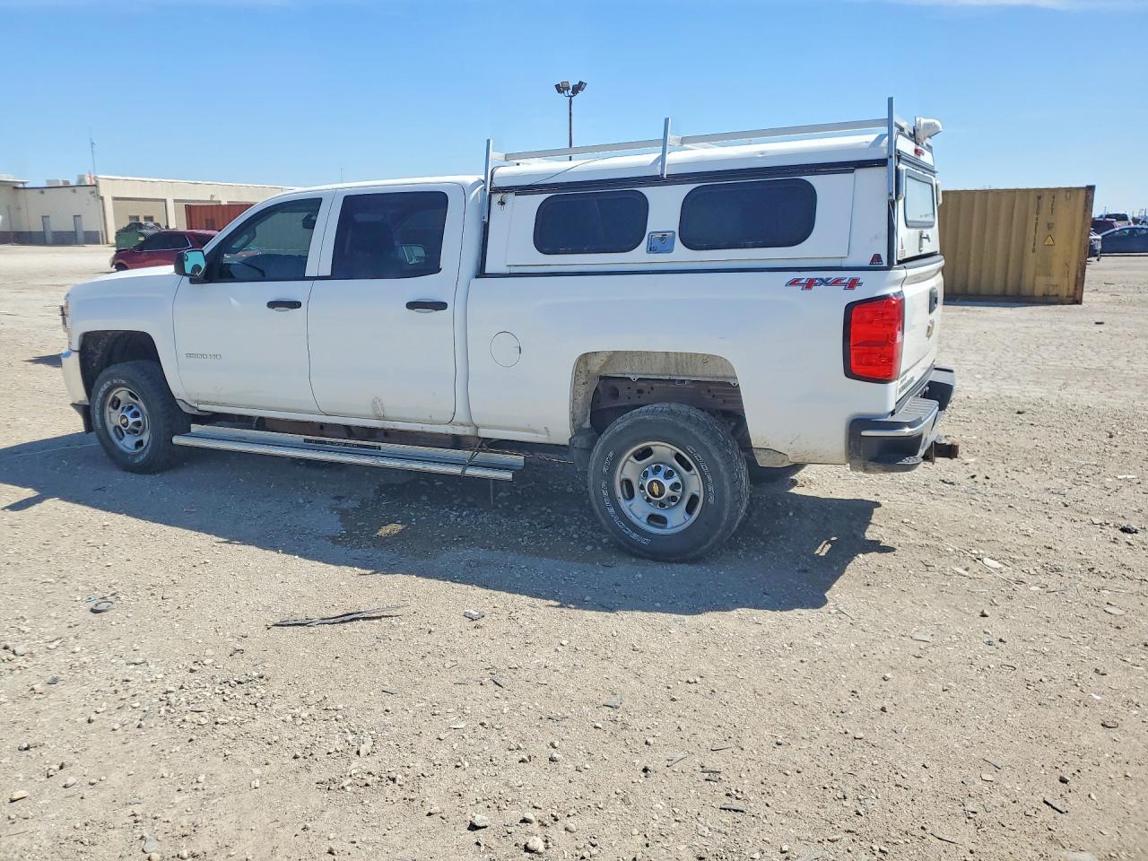 2017 CHEVROLET SILVERADO K2500 HEAVY DUTY photo 3