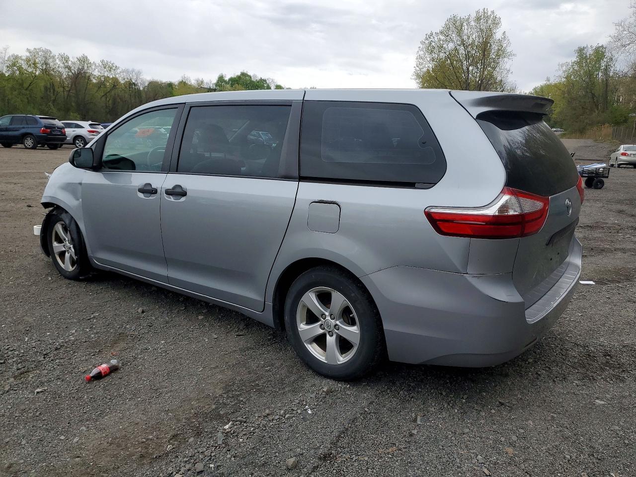 2015 TOYOTA SIENNA L 7-PASSENGER photo 2