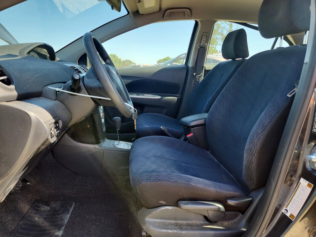 2007 TOYOTA YARIS photo 13