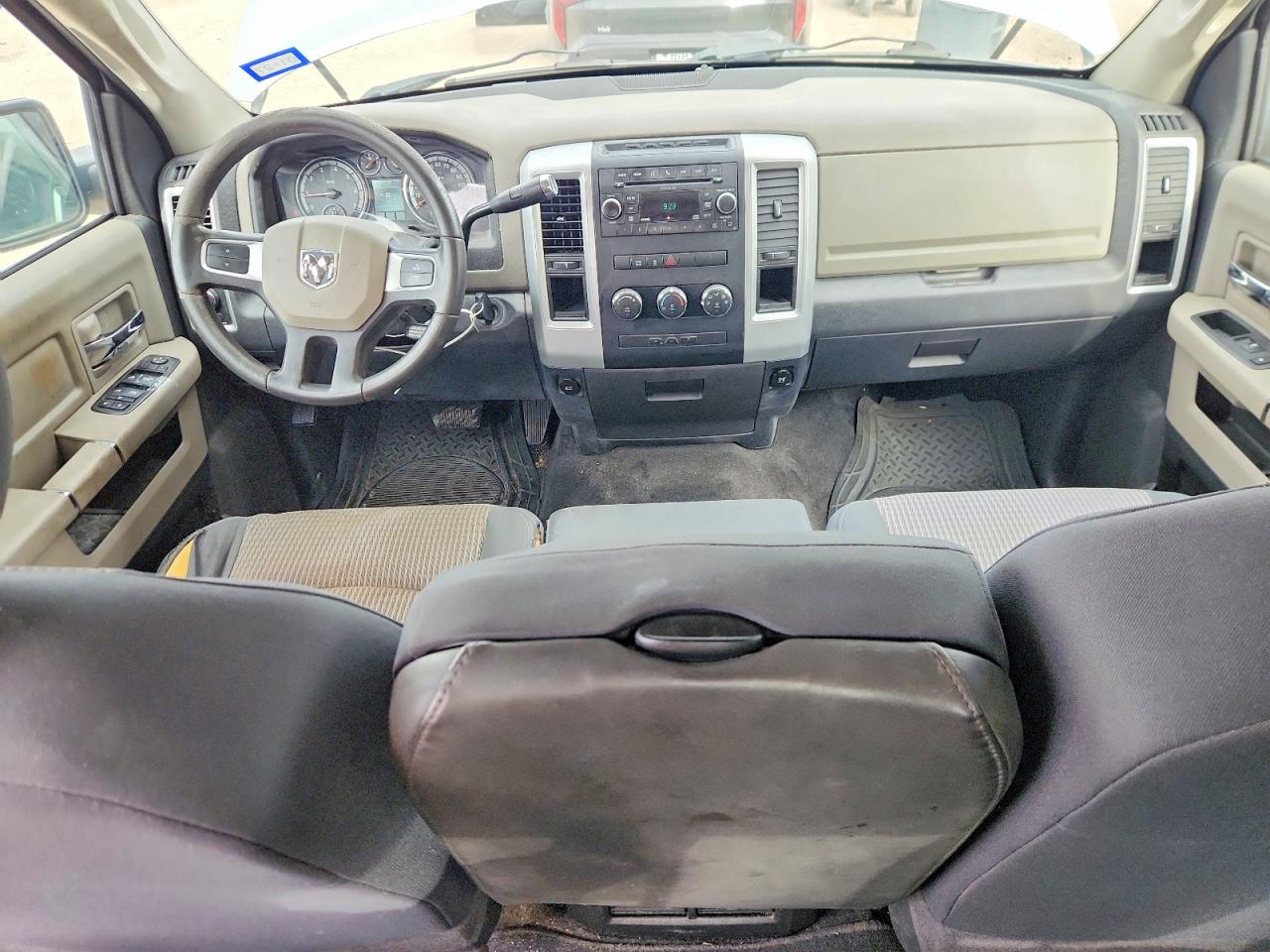 2011 DODGE RAM 1500 photo 8