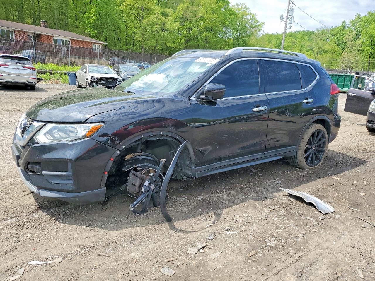 2017 NISSAN ROGUE