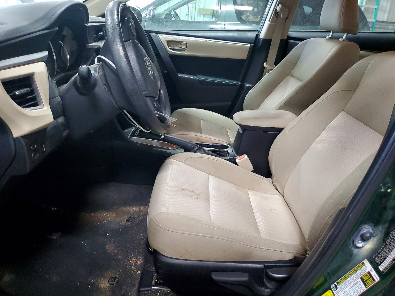 2014 TOYOTA COROLLA LE photo 19