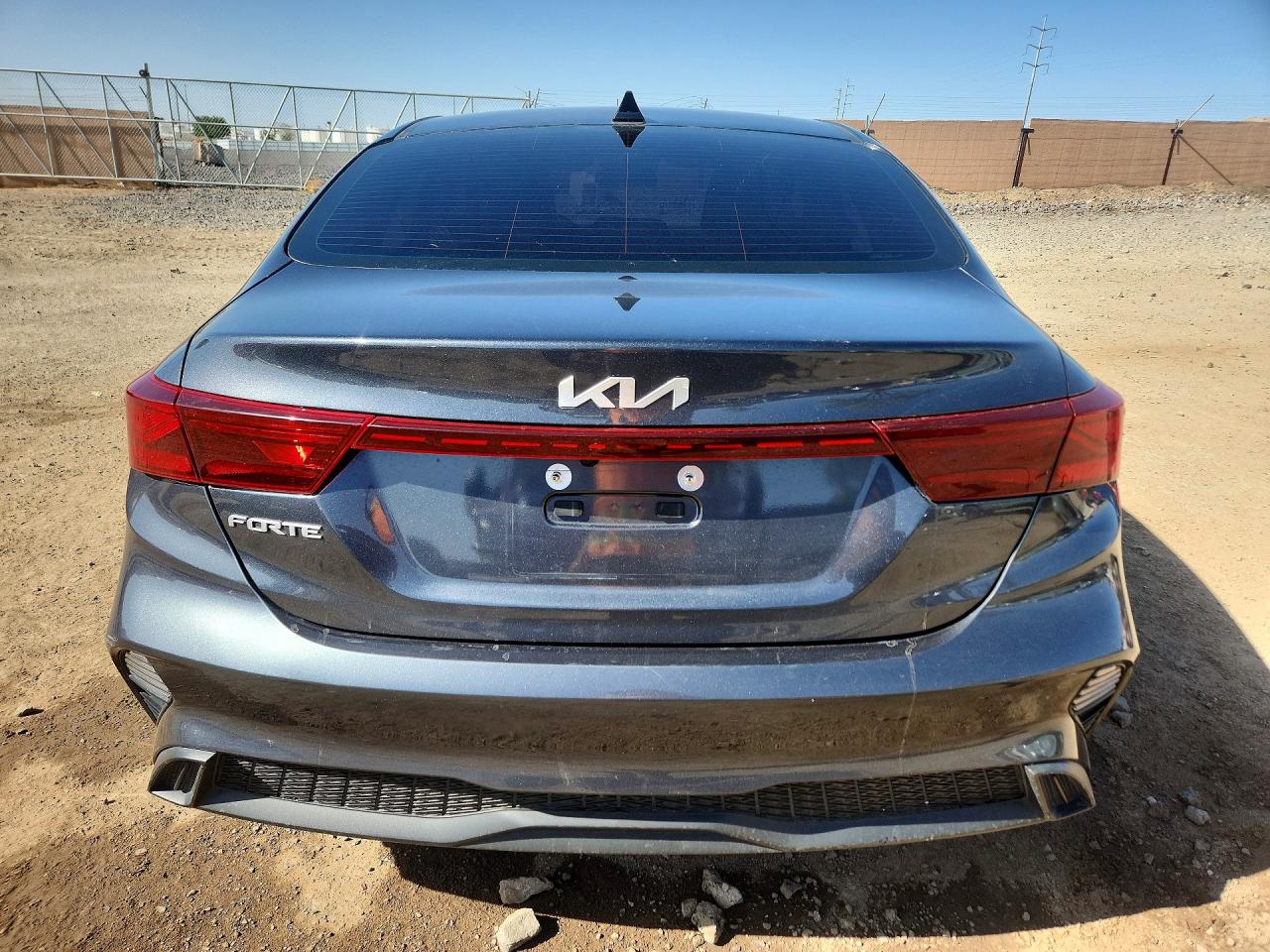 2023 KIA FORTE LXS photo 16