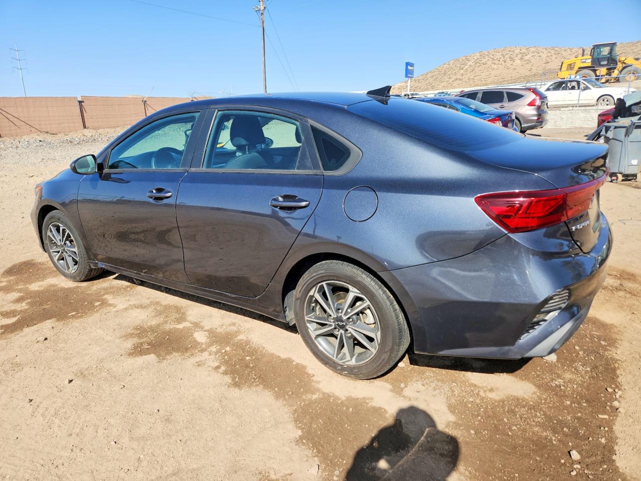 2023 KIA FORTE LXS photo 4