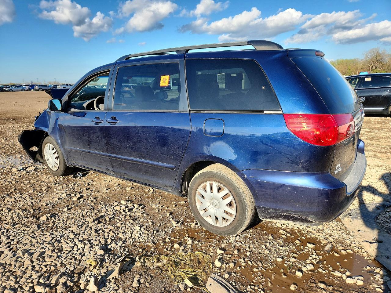2006 TOYOTA SIENNA LE 7 PASSENGER photo 3