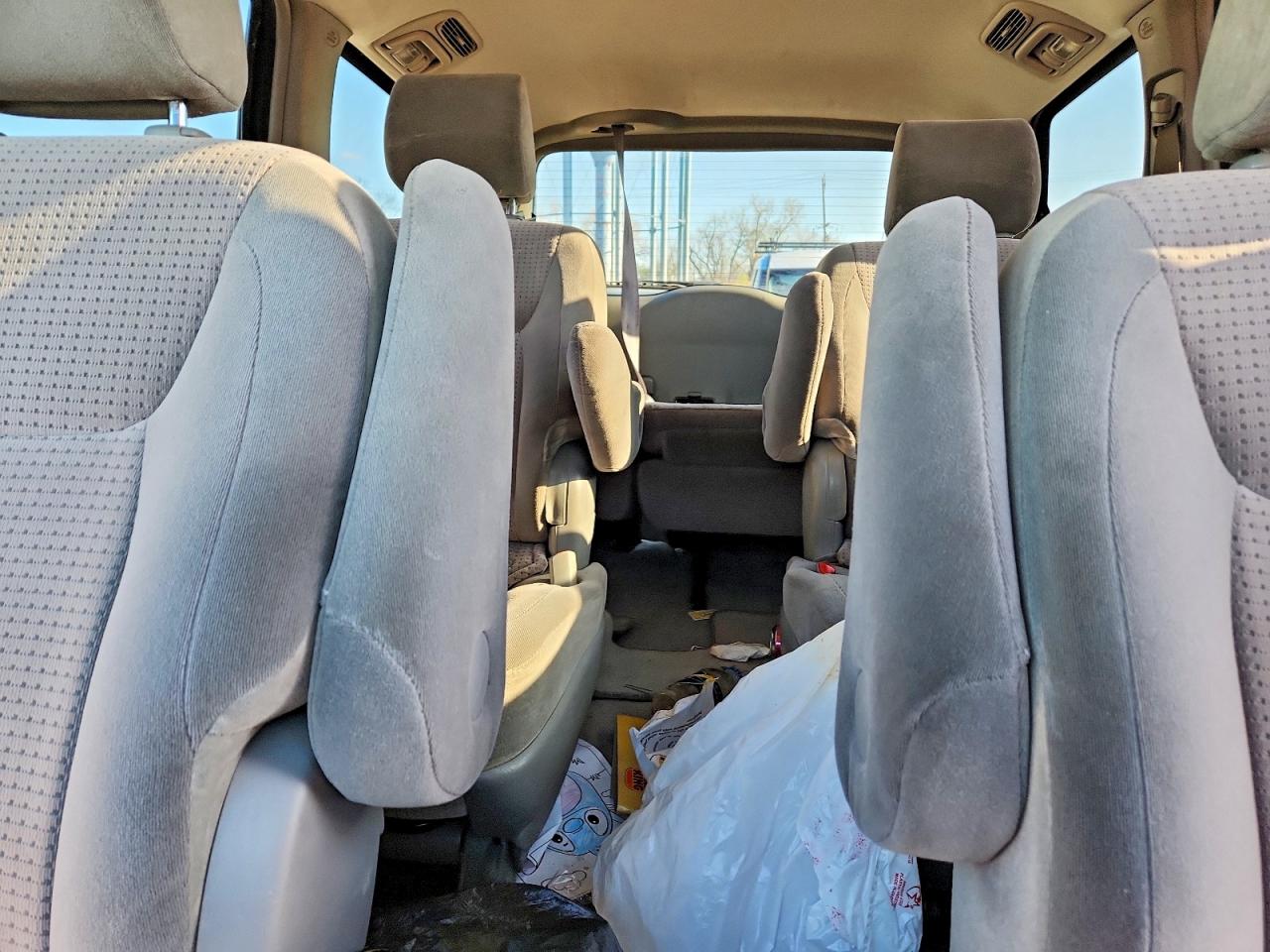 2006 TOYOTA SIENNA LE 7 PASSENGER photo 19