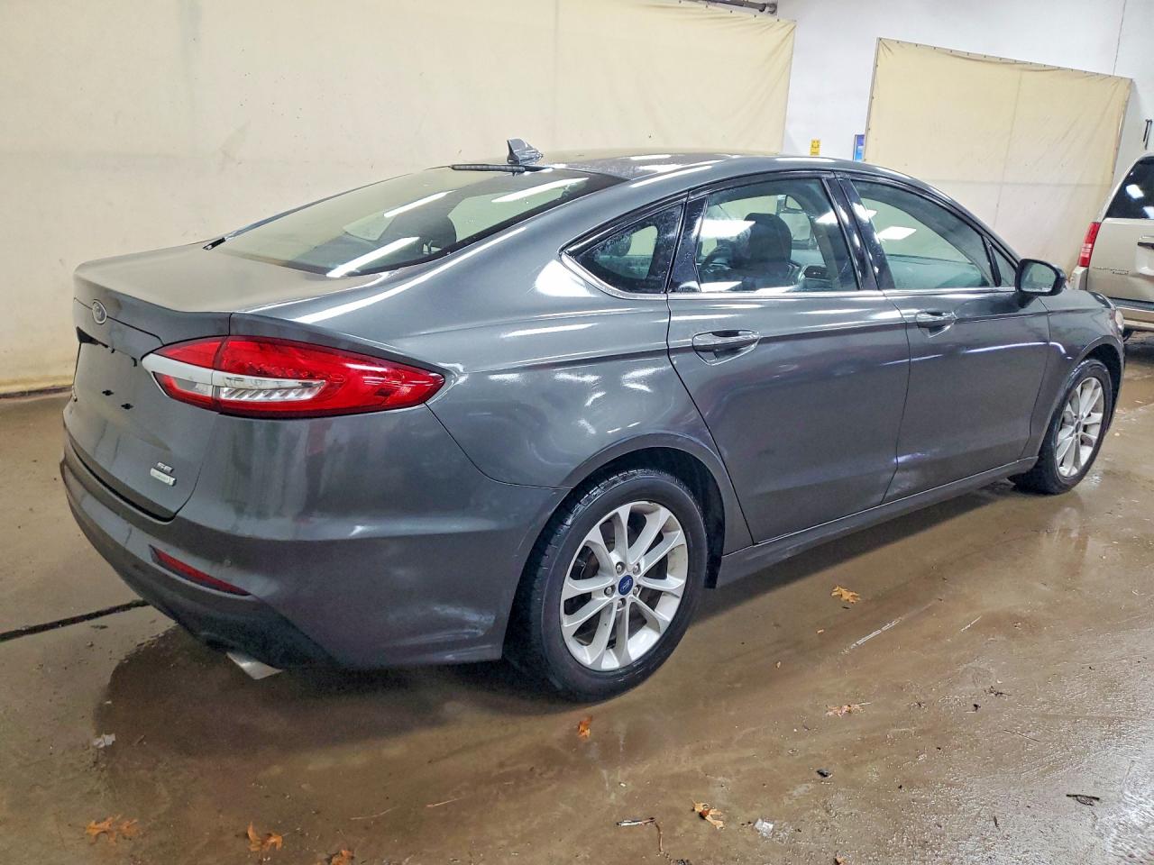 2020 FORD FUSION SE photo 7