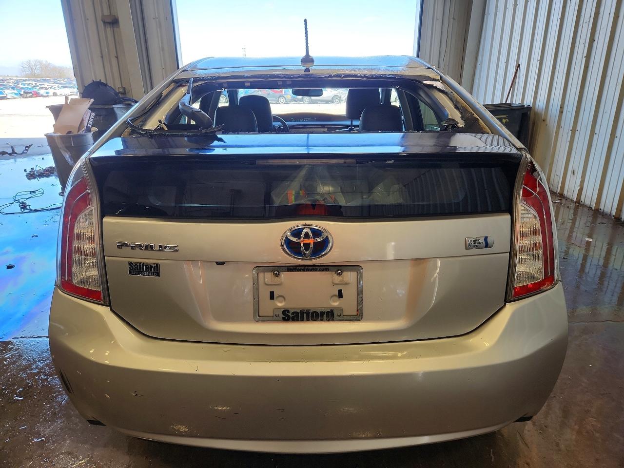 2013 TOYOTA PRIUS FOUR photo 16