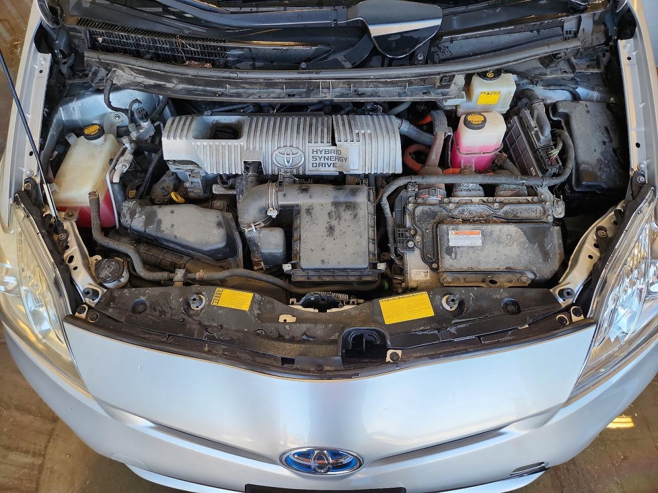 2013 TOYOTA PRIUS FOUR photo 31