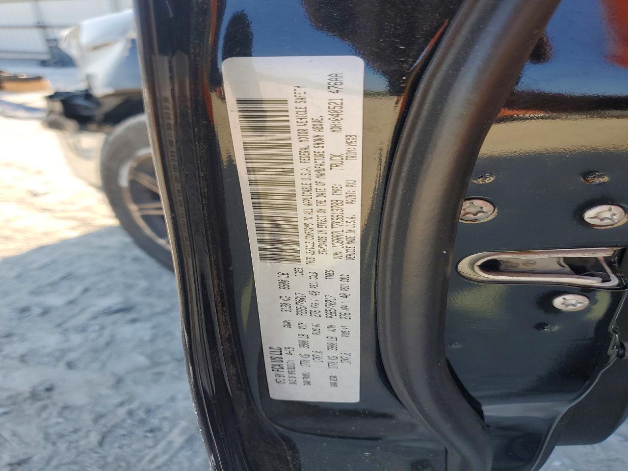 2019 RAM 1500 CLASSIC SLT photo 34