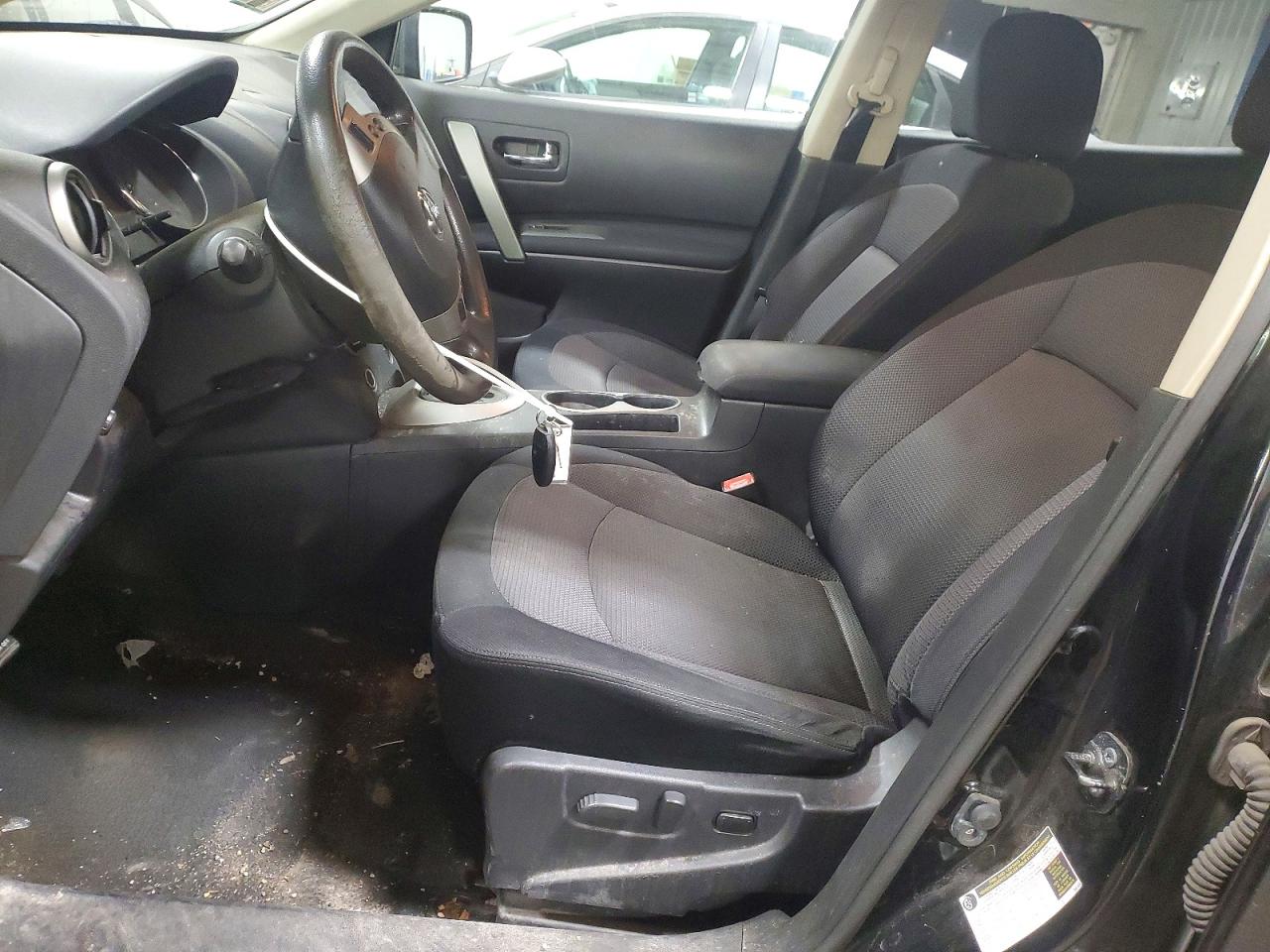 2011 NISSAN ROGUE S photo 13