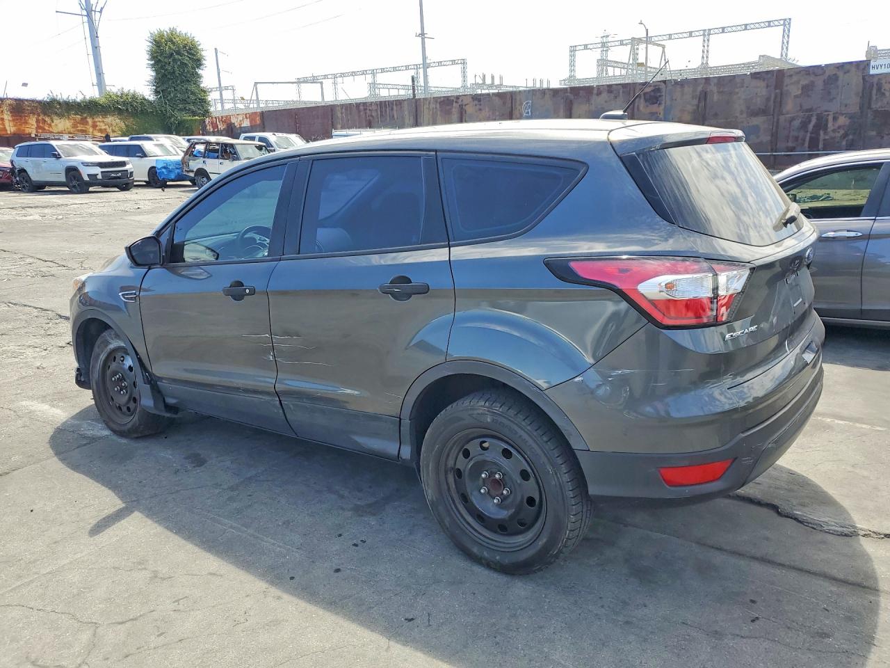 2017 FORD ESCAPE S photo 3