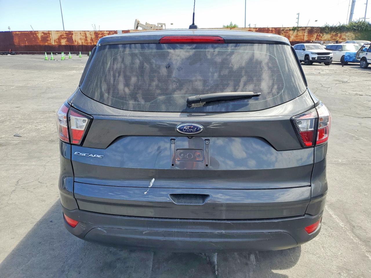 2017 FORD ESCAPE S photo 11