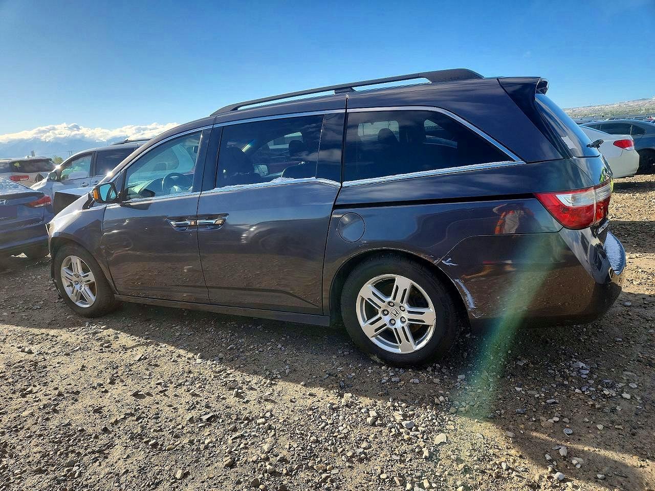 2012 HONDA ODYSSEY TOURING photo 4