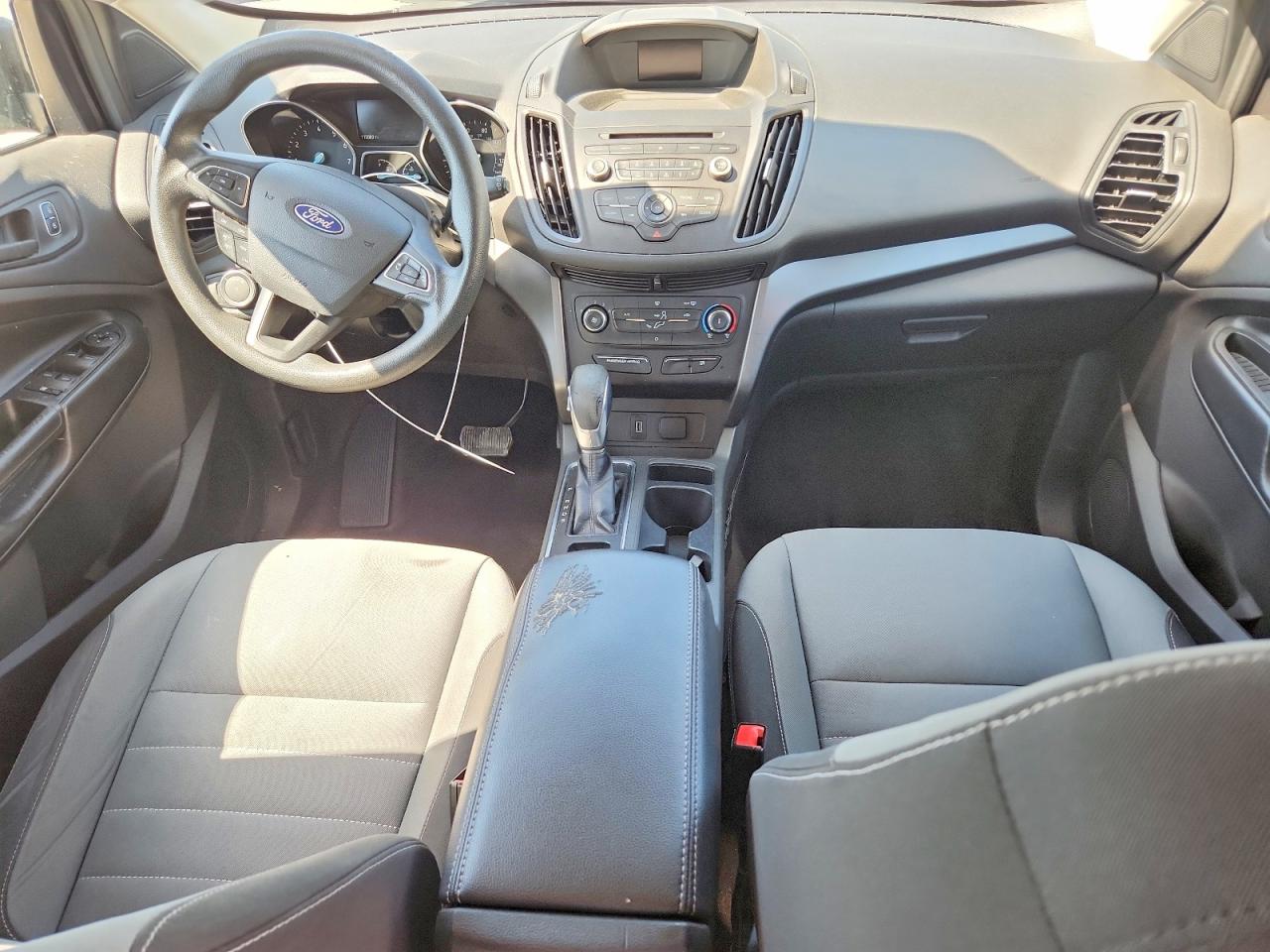 2018 FORD ESCAPE S photo 8
