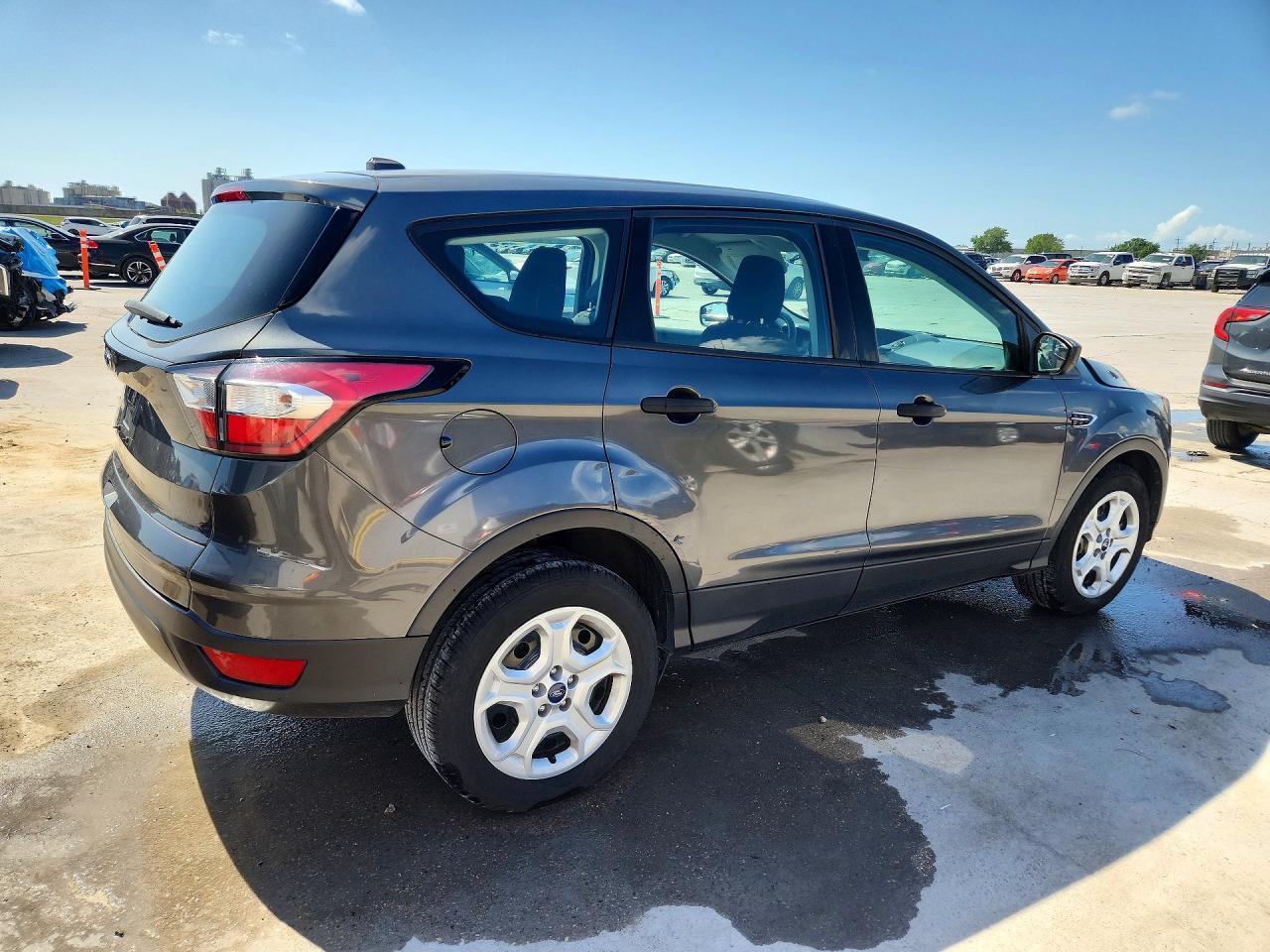 2018 FORD ESCAPE S photo 3