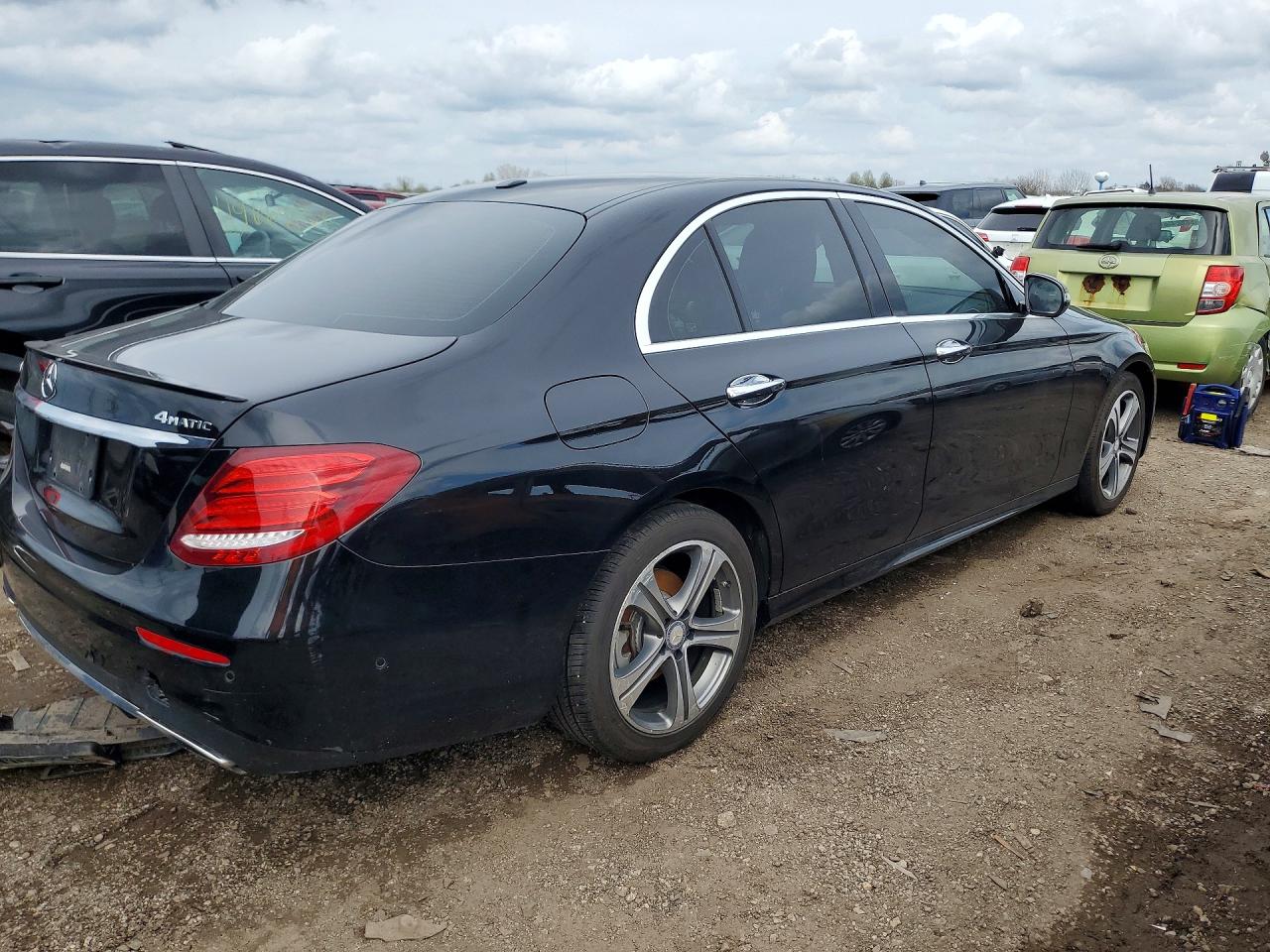 2017 MERCEDES-BENZ E 300 4MATIC photo 5