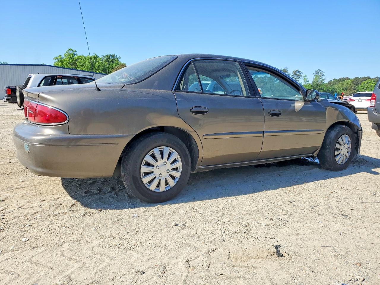 2005 BUICK CENTURY CUSTOM photo 5