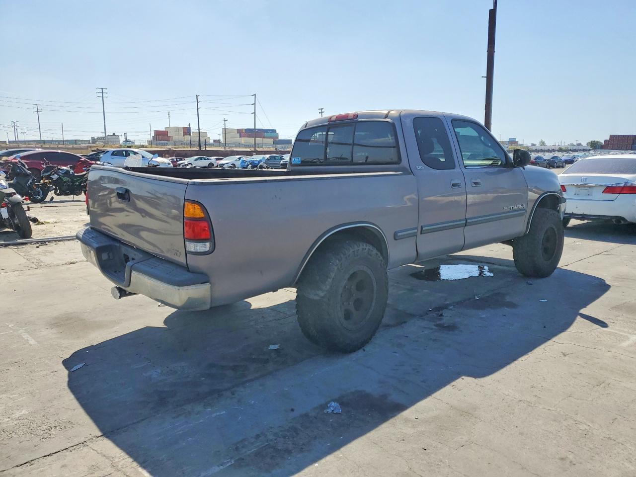 2001 TOYOTA TUNDRA SR5 photo 7