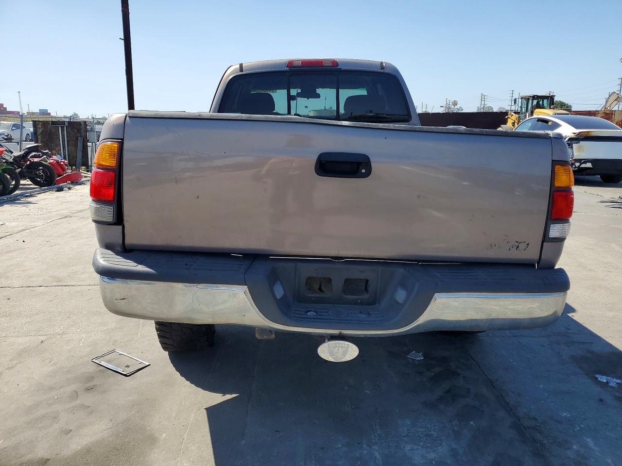 2001 TOYOTA TUNDRA SR5 photo 16