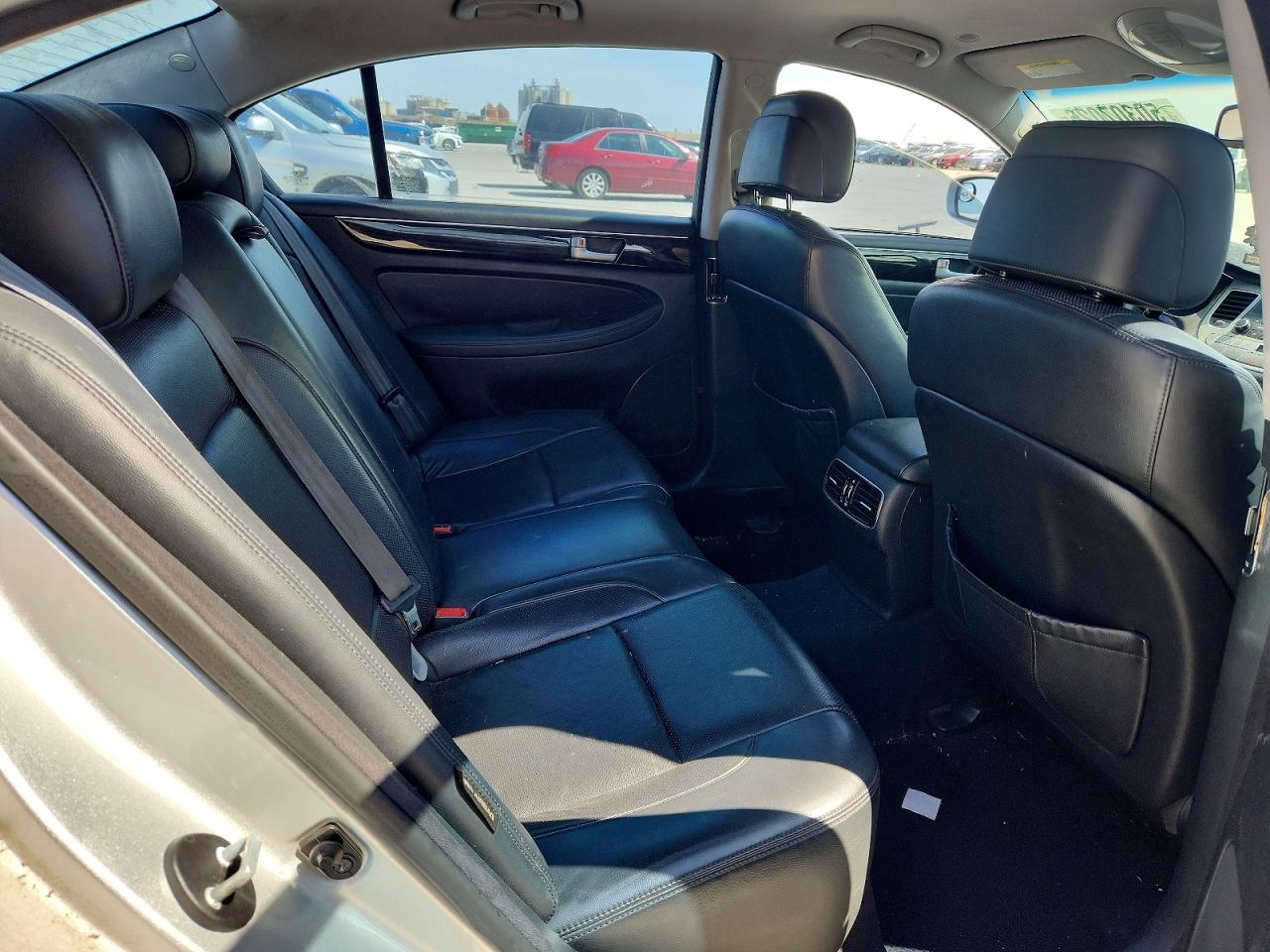 2013 HYUNDAI GENESIS 3.8L photo 10