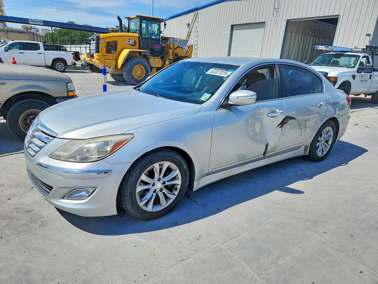 2013 HYUNDAI GENESIS