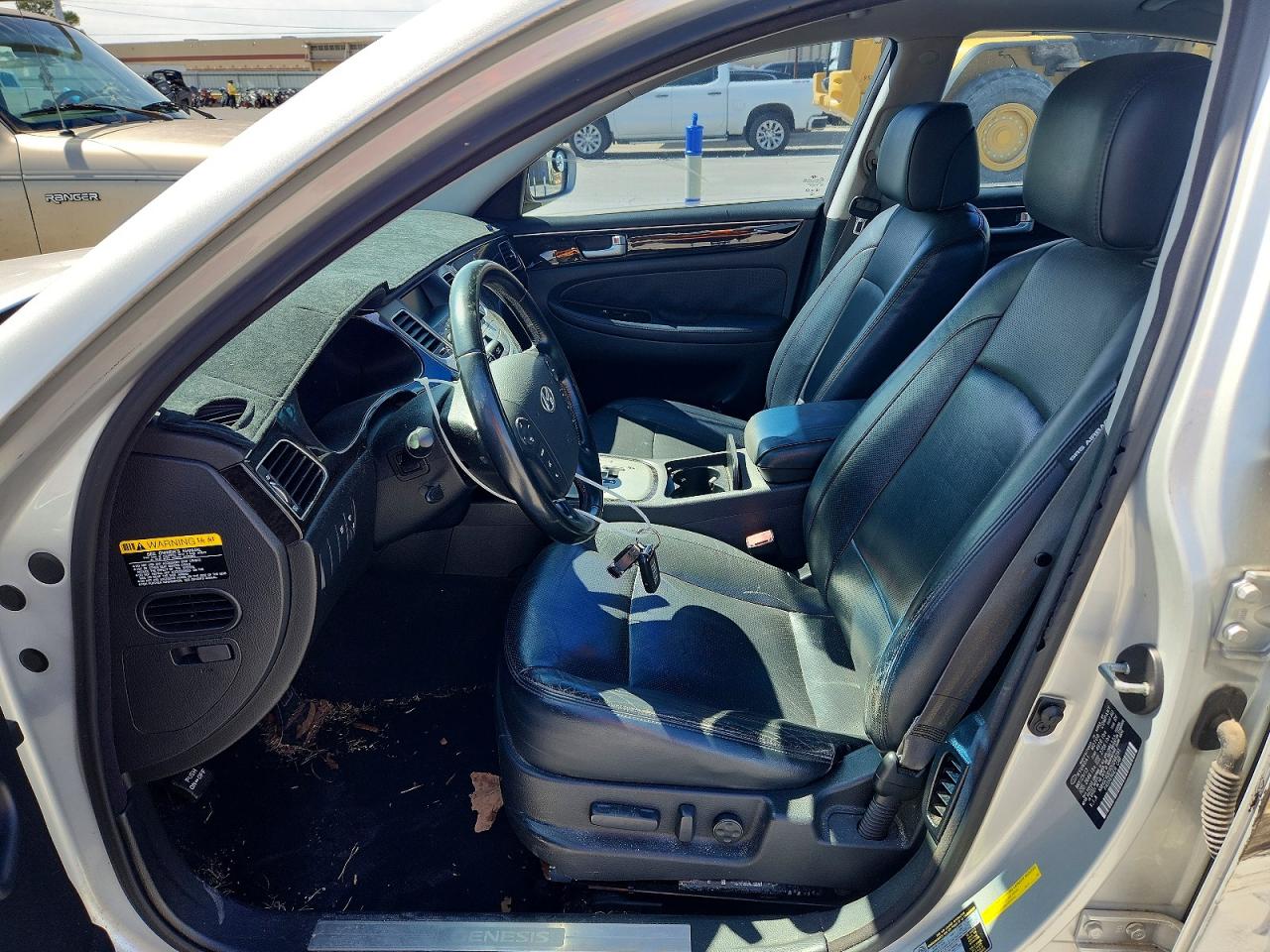 2013 HYUNDAI GENESIS 3.8L photo 7