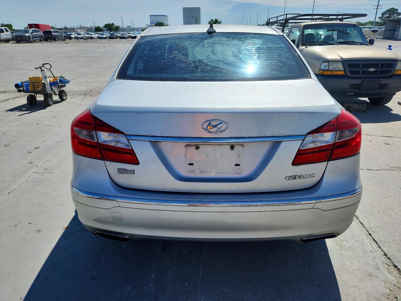 2013 HYUNDAI GENESIS 3.8L photo 6
