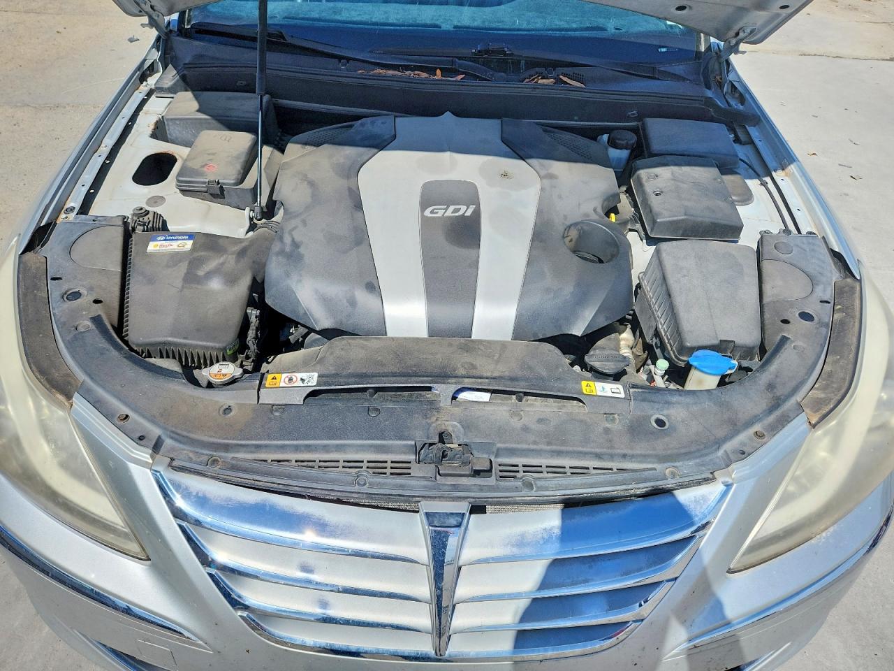 2013 HYUNDAI GENESIS 3.8L photo 11