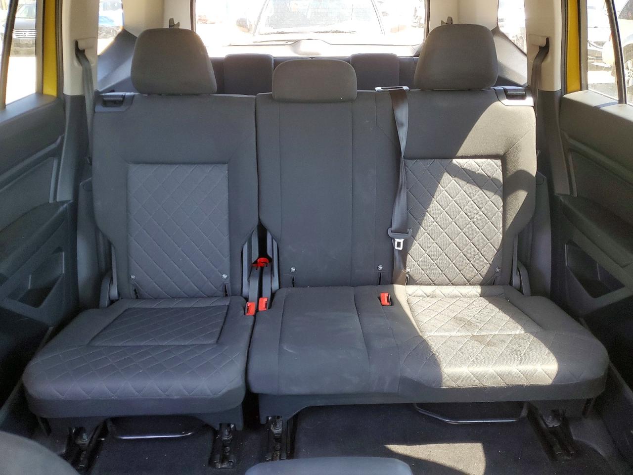 2018 VOLKSWAGEN ATLAS photo 28