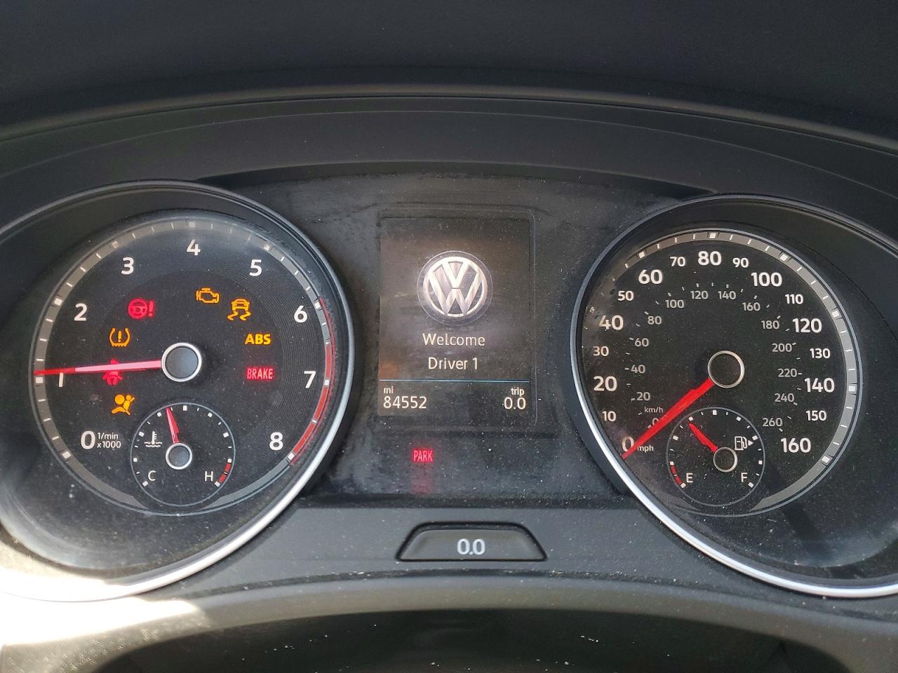 2018 VOLKSWAGEN ATLAS photo 25