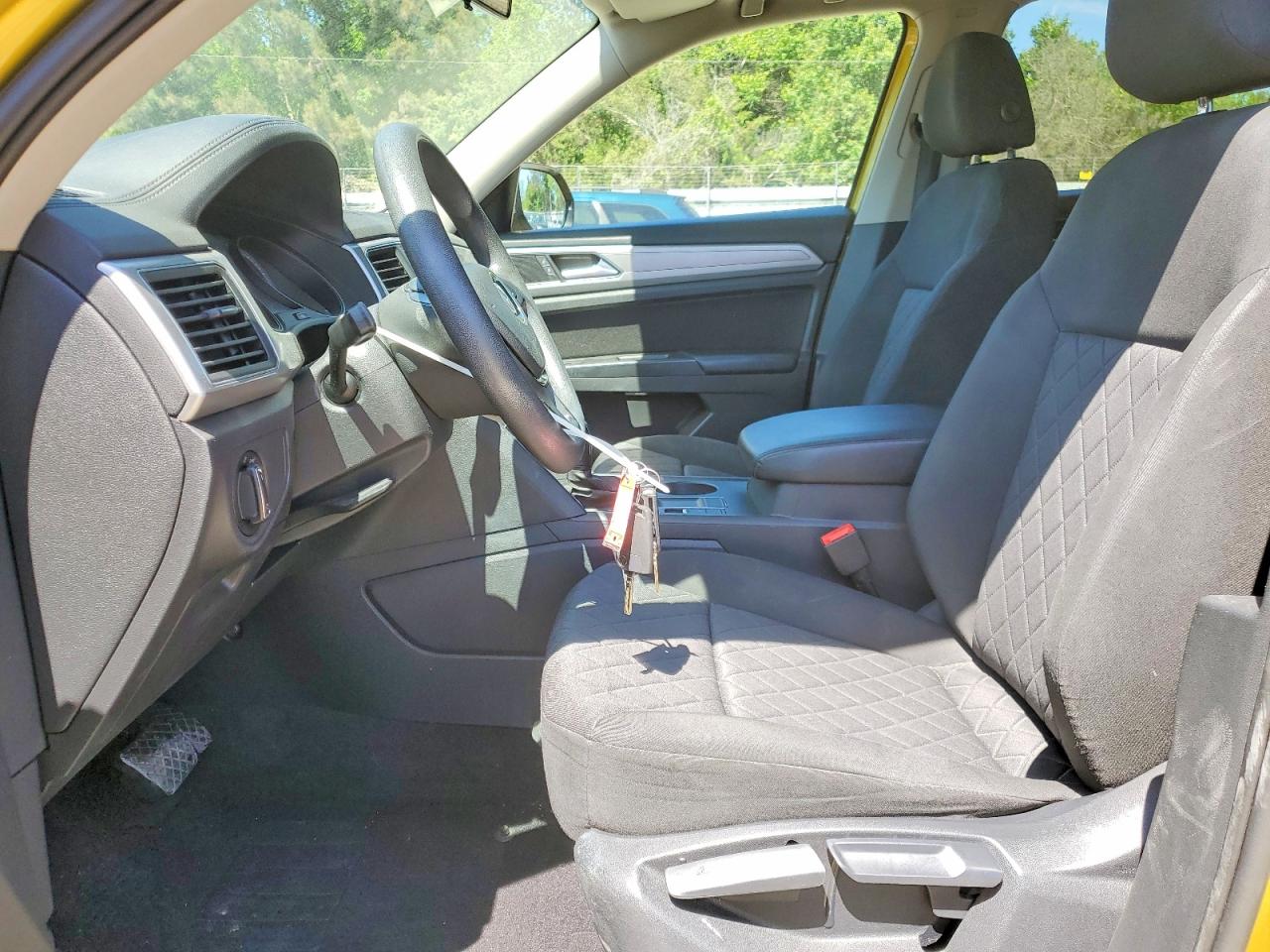 2018 VOLKSWAGEN ATLAS photo 19